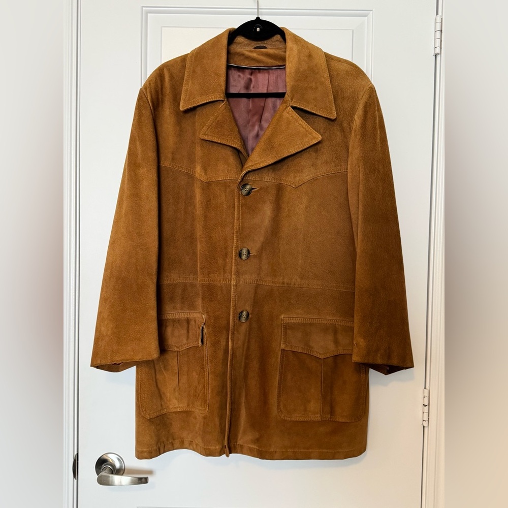 Vintage Men’s Brown Suede Jacket with Pockets, fits size large